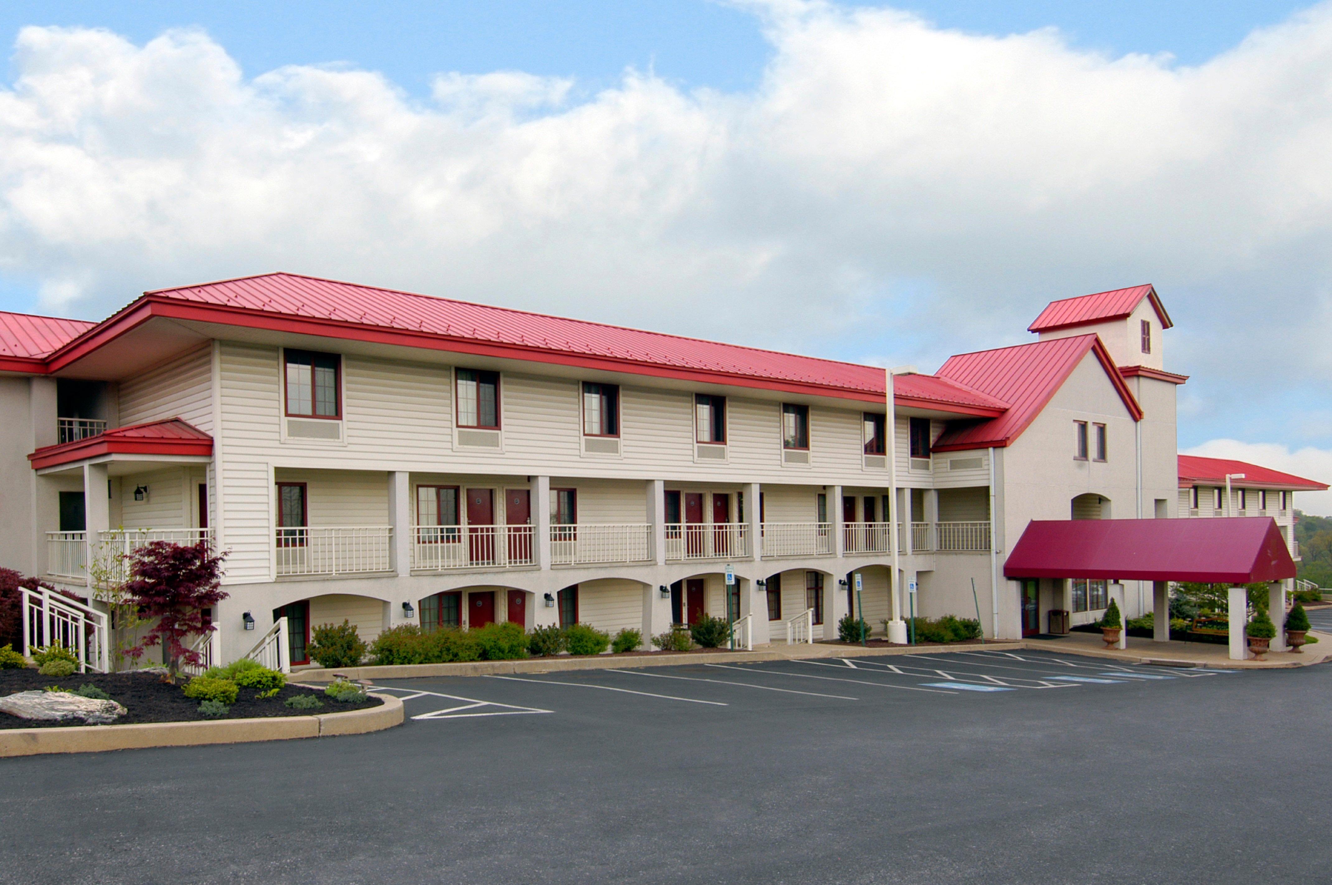 Red Roof Inn Lancaster Smoketown  Exterior photo