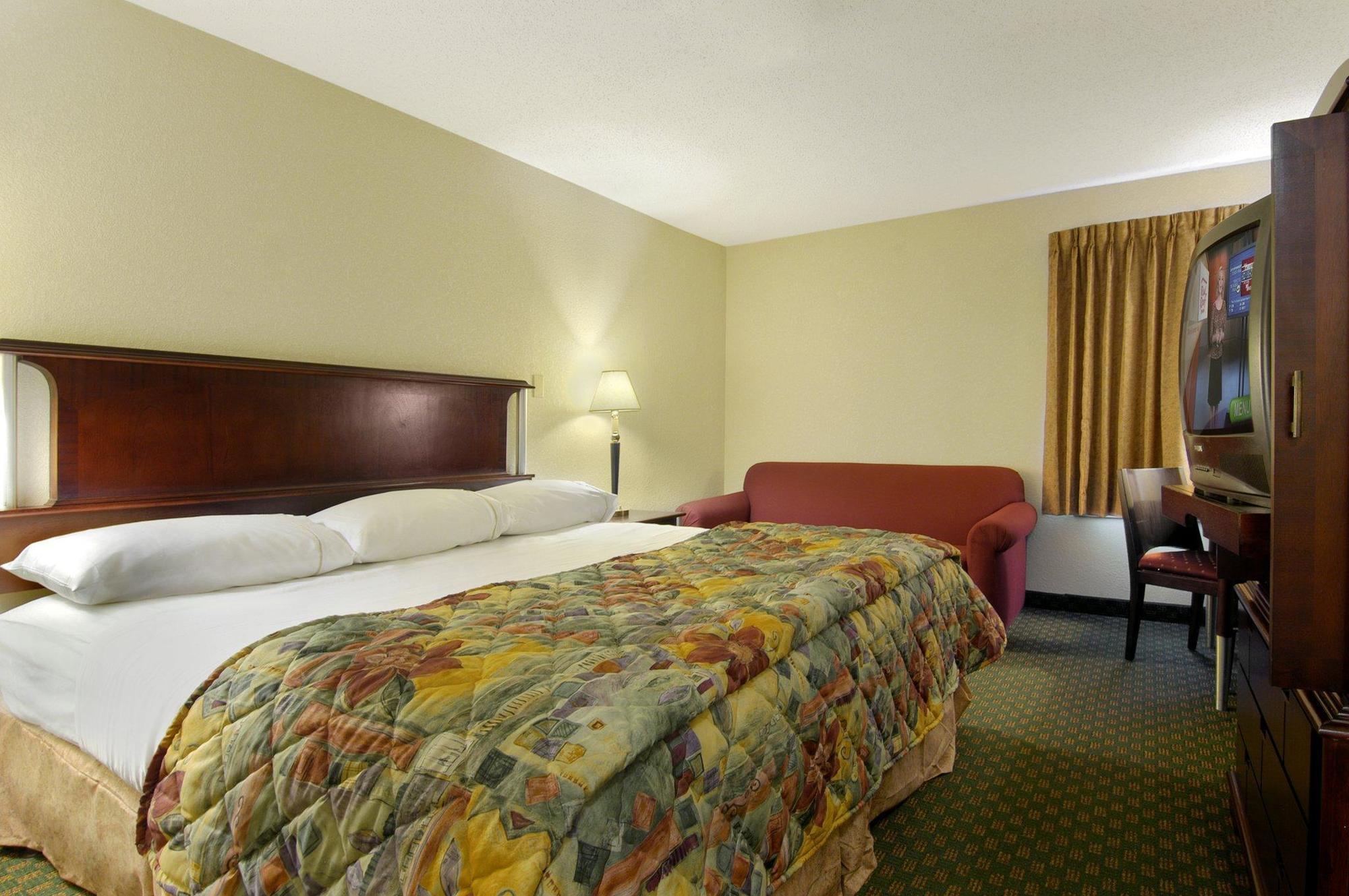 Red Roof Inn Lancaster Smoketown  Exterior photo